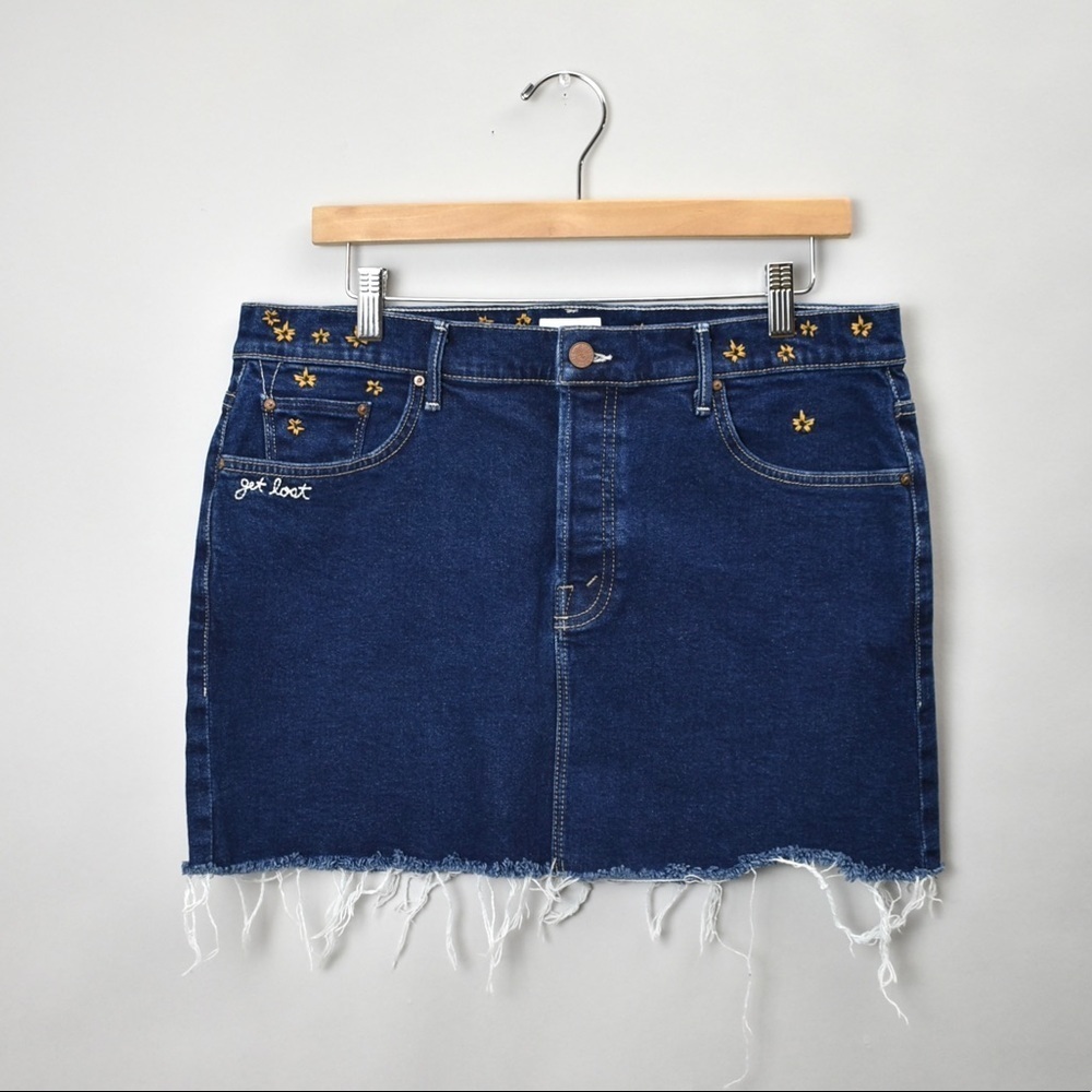 MOTHER The Vagabond Mini Fray Skirt - Picture 4 of 13